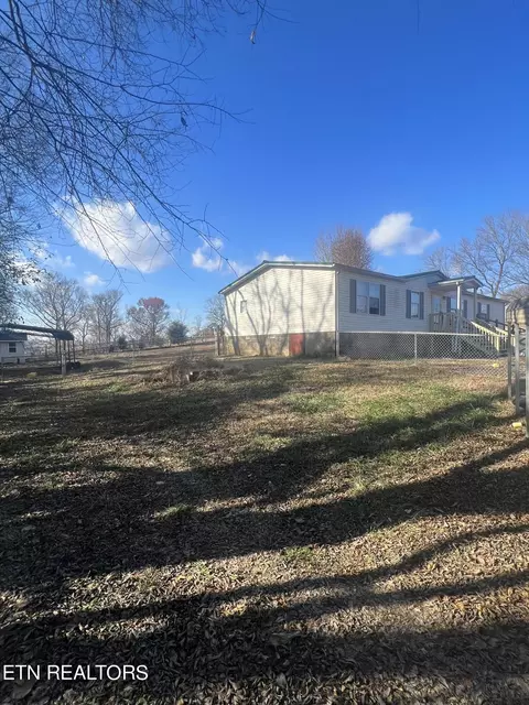 200 Setterberg Rd, Philadelphia, TN 37846