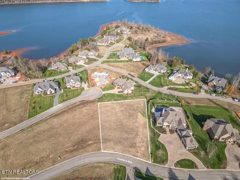 375 Southern Way, Lenoir City, TN 37772
