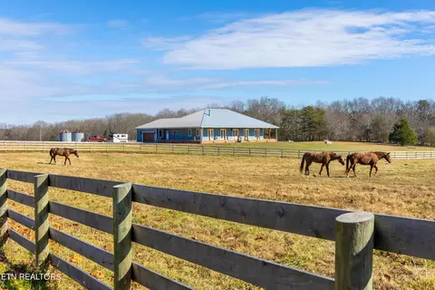 2923 Mowbray Pike, Soddy Daisy, TN 37379