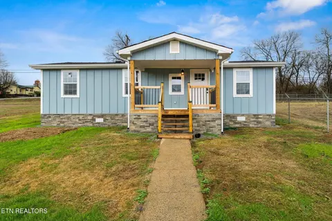 1728 Highway 411s, Etowah, TN 37331