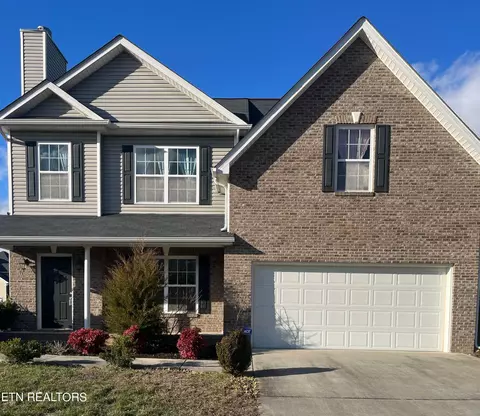 8321 Cureton Park Ln, Knoxville, TN 37931