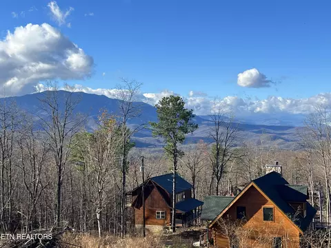 lot6869 Pine Top Ln, Gatlinburg, TN 37738