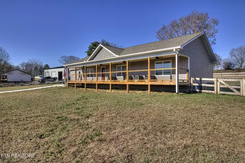 1229 Paige Way, Maryville, TN 37803