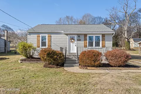 1231 E Moody Ave, Knoxville, TN 37920