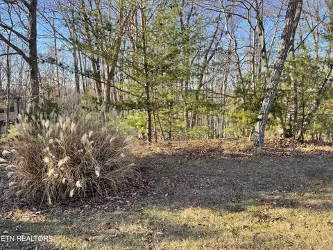 134 Markham Ln, Crossville, TN 38558