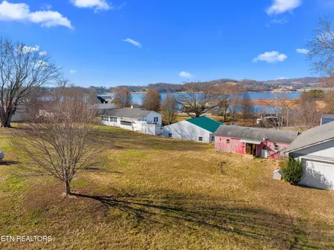 210 Rice Dr, Bean Station, TN 37708 photo 32