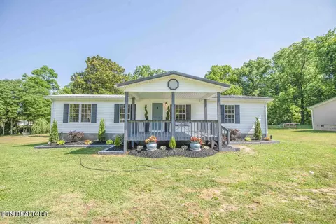 312 Pine St, Madisonville, TN 37354