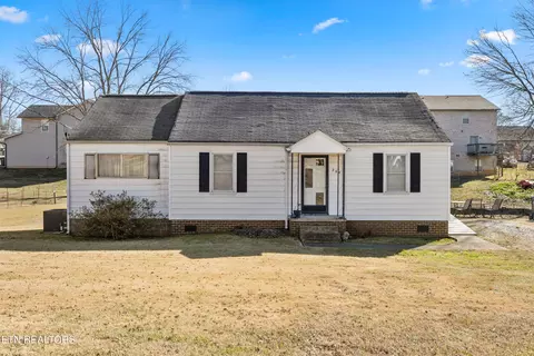 204 S Laurel Cir, Knoxville, TN 37912