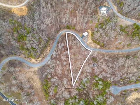 Lot #18 Stone Bridge Drive, Dandridge, TN 37725
