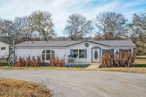 436 Love St, Sparta, TN 38583