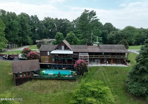 1022 Fox Hunter Rd, Maynardville, TN 37807