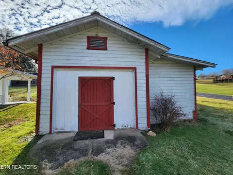 Exterior - 1836 Dr Thomas Walker Rd, Ewing, VA 24248 photo 18 of 18