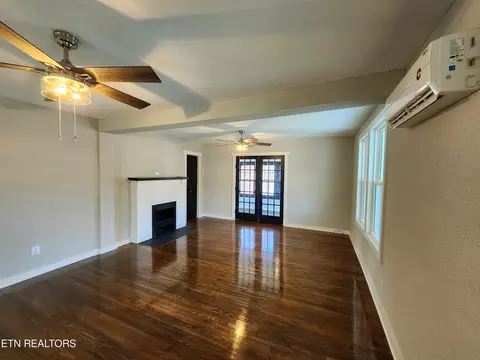 Living - 1836 Dr Thomas Walker Rd, Ewing, VA 24248 photo 1 of 2