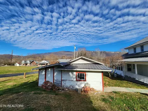 Exterior - 1836 Dr Thomas Walker Rd, Ewing, VA 24248 photo 13 of 18