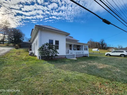 Exterior - 1836 Dr Thomas Walker Rd, Ewing, VA 24248 photo 15 of 18