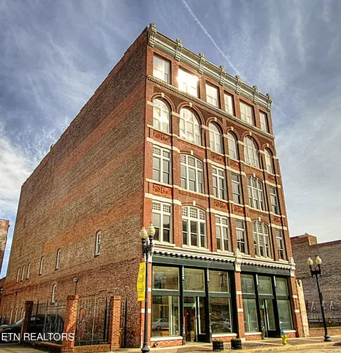 310 S Gay St #403, Knoxville, TN 37902