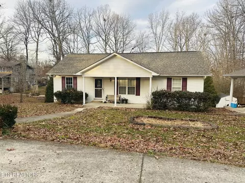223 Bob White Dr, Crossville, TN 38555