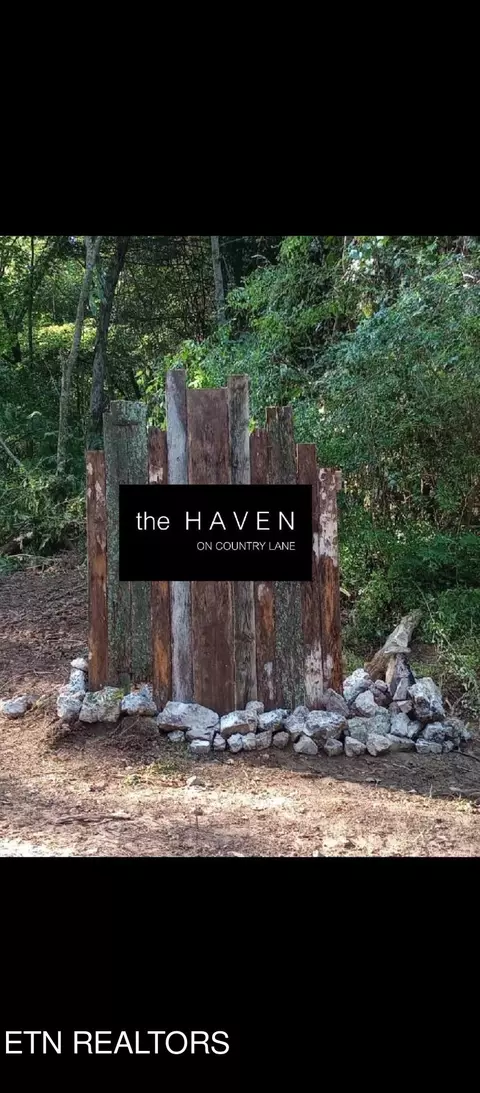 229 Haven Way, Lenoir City, TN 37771