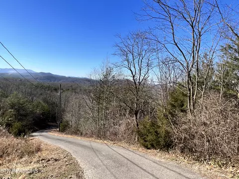 Sharp Rd, Sevierville, TN 37876 photo 17