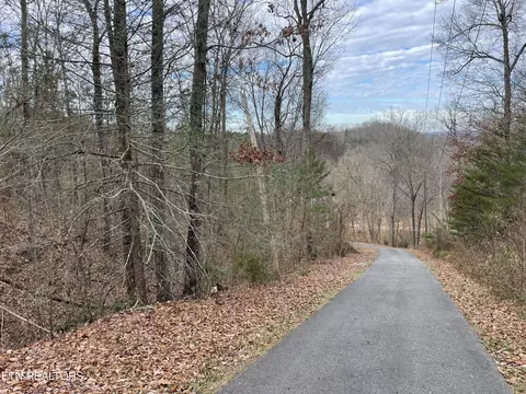 Sharp Rd, Sevierville, TN 37876 photo 4
