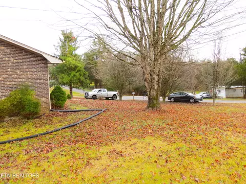 1376 Kingswood Rd, Talbott, TN 37877 photo 8