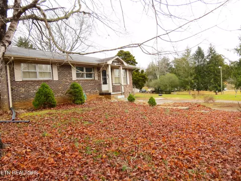 1376 Kingswood Rd, Talbott, TN 37877 photo 2