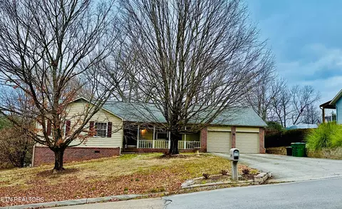 1429 Farrington Dr, Knoxville, TN 37923