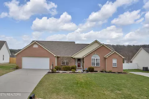 1727 Maremont Rd, Knoxville, TN 37918