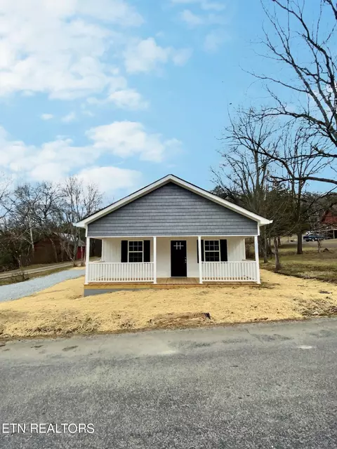 153 County Road 492, Etowah, TN 37331