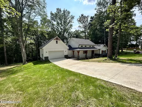 222 Cherokee Cv, Rutledge, TN 37861