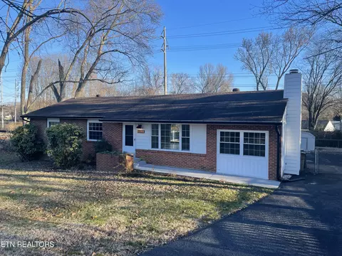 7012 Middlebrook Pike, Knoxville, TN 37909
