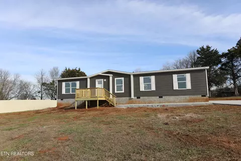 175 Meadow Lawn Dr, Englewood, TN 37329