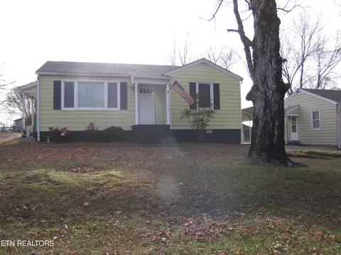 1302 W 2nd Ave, Lenoir City, TN 37771