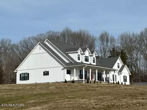 Exterior - 5769 Wilderness Rd, Ewing, VA 24248 photo 3 of 17