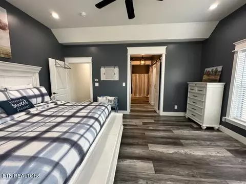Bedroom - 5769 Wilderness Rd, Ewing, VA 24248 photo 2 of 3