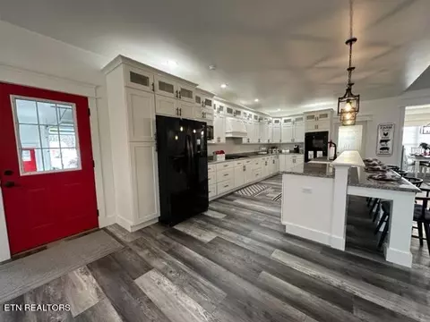 Kitchen - 5769 Wilderness Rd, Ewing, VA 24248 photo 1 of 7