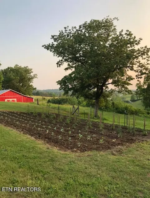 View/Area - 5769 Wilderness Rd, Ewing, VA 24248 photo 2 of 5