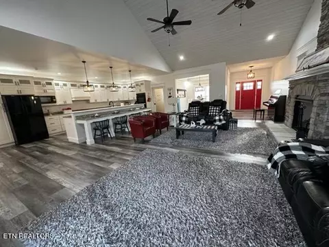 Exterior - 5769 Wilderness Rd, Ewing, VA 24248 photo 16 of 17