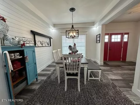 Dining - 5769 Wilderness Rd, Ewing, VA 24248 photo 3 of 3