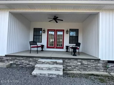 Exterior - 5769 Wilderness Rd, Ewing, VA 24248 photo 5 of 17