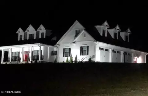 Exterior - 5769 Wilderness Rd, Ewing, VA 24248 photo 2 of 17