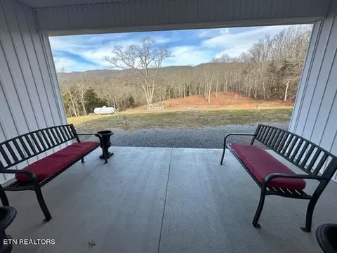 Exterior - 5769 Wilderness Rd, Ewing, VA 24248 photo 4 of 17