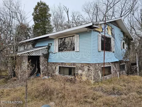 282 Richards Rd, Rogersville, TN 37857
