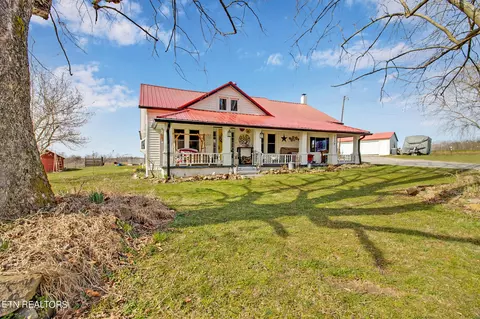 2130 Martha Washington Rd, Clarkrange, TN 38553