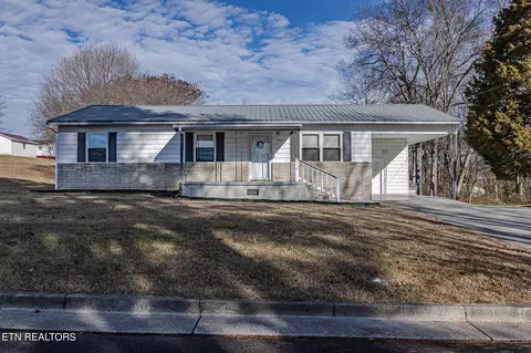 1008 Bennett St, Sweetwater, TN 37874