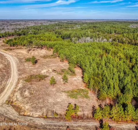 lot14 Hunters Ridge Tr, Jamestown, TN 38556