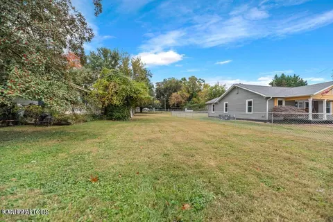 Seymour Ave, Knoxville, TN 37917