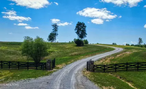 Lot 8 Hunters Ridge Trail, Jamestown, TN 38556