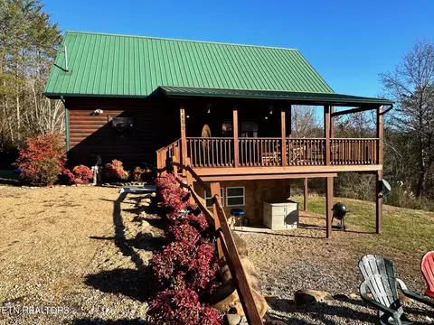 1469 Red Cedar Ln, Sevierville, TN 37876