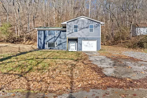 6721 Langston Dr, Knoxville, TN 37918